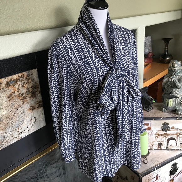 Tory Burch Tops - Tory Burch Silk 3/4 sleeve blouse